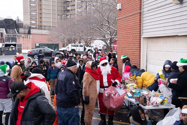 Rutgers Recreation Big Chill 5k City of New Brunswick Fire Department Toy Distribution